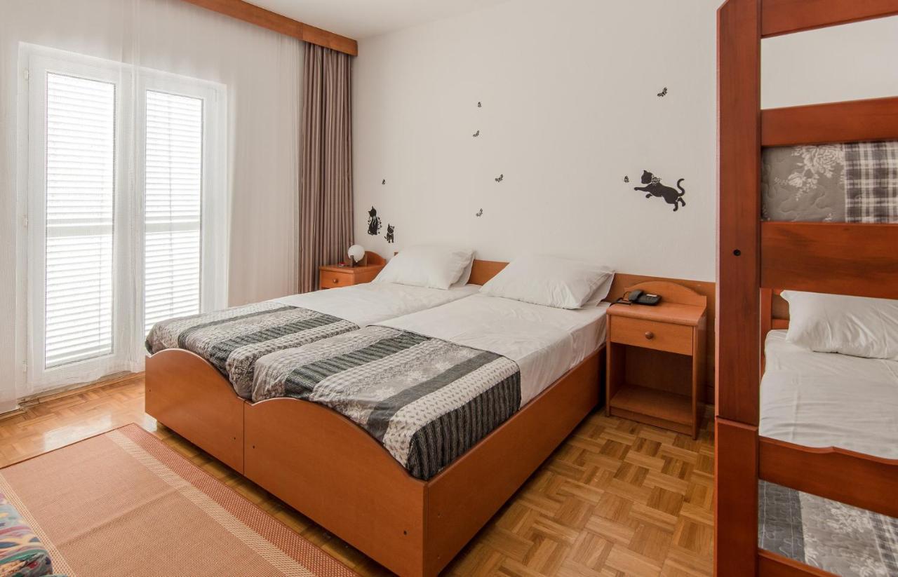 Hotel Barba Starigrad Paklenica Εξωτερικό φωτογραφία