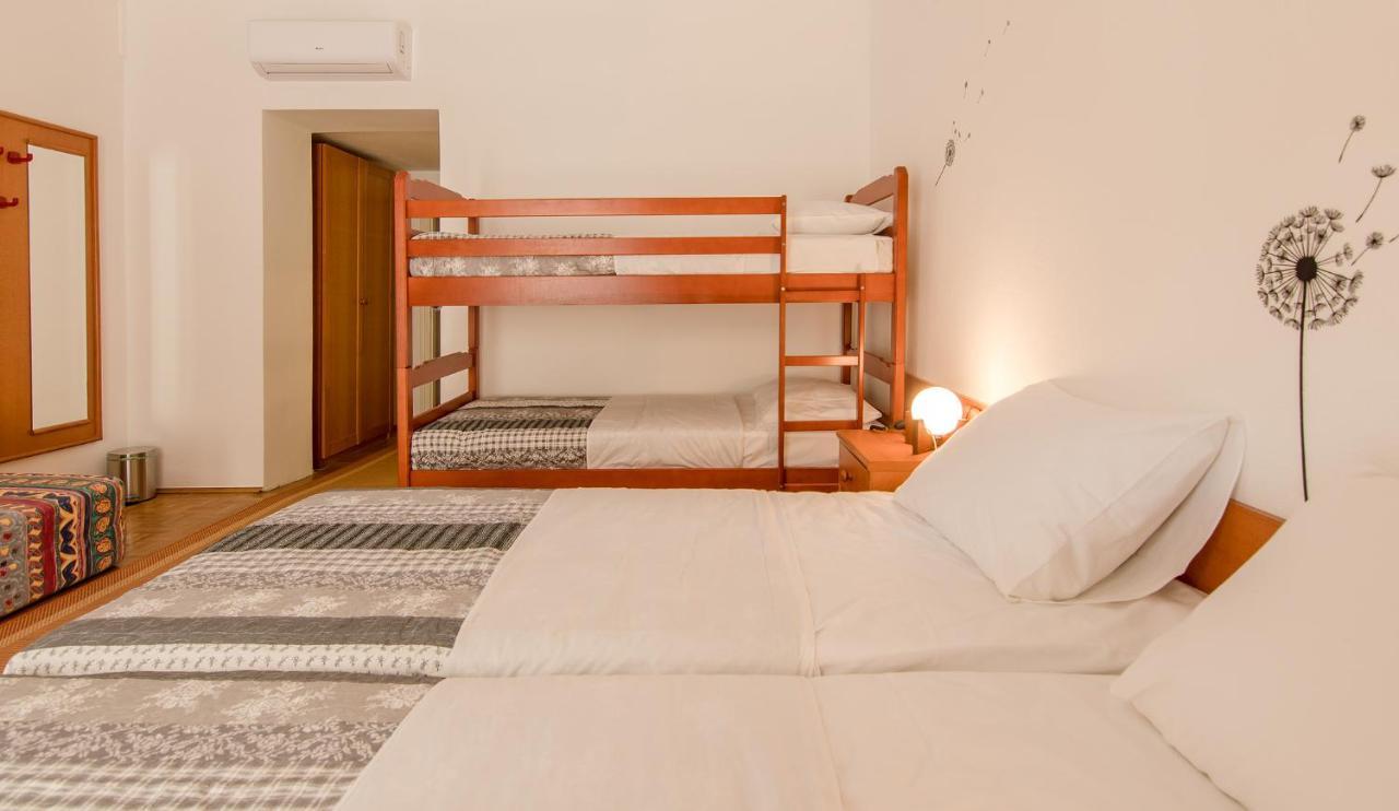 Hotel Barba Starigrad Paklenica Εξωτερικό φωτογραφία
