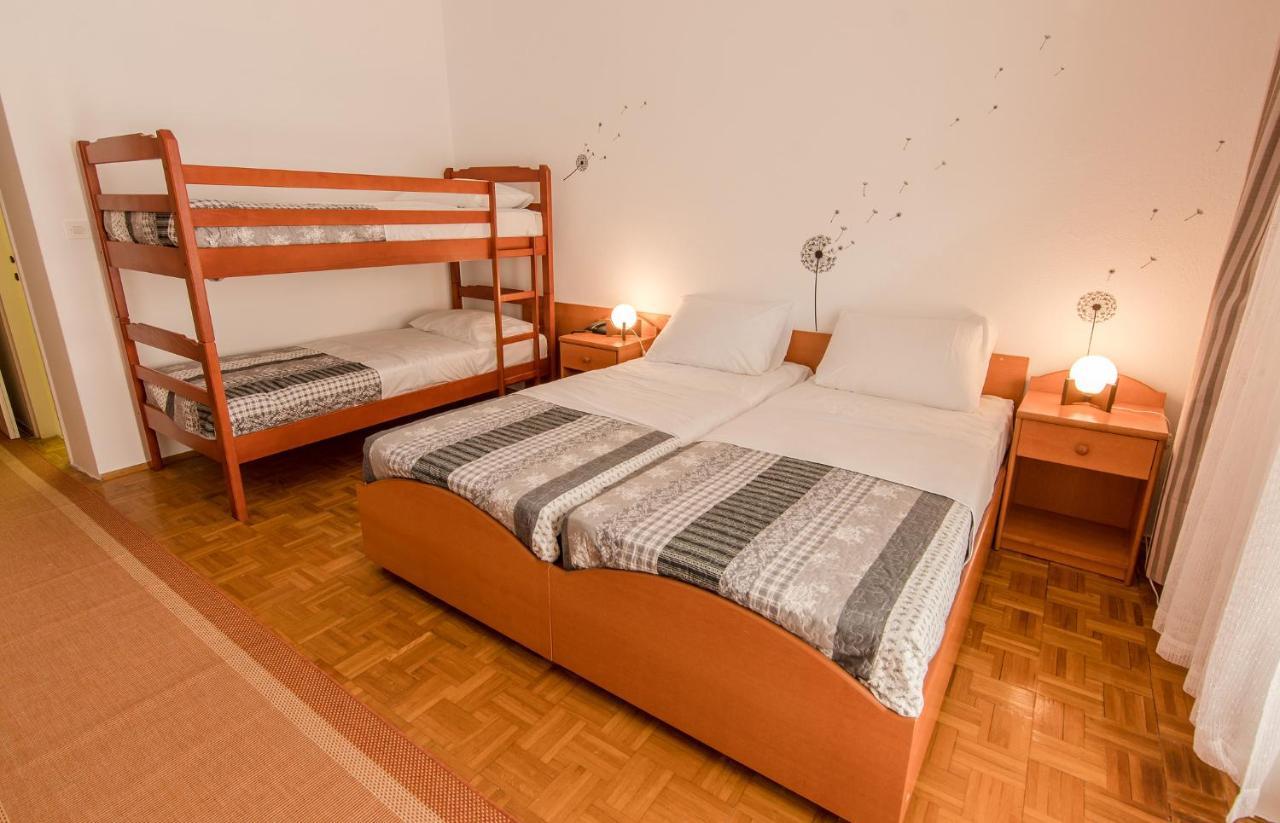 Hotel Barba Starigrad Paklenica Εξωτερικό φωτογραφία